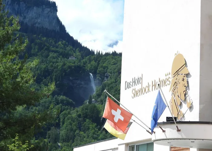 Hotel Sherlock Holmes & Khana Restaurant 