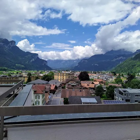 Hotell Sherlock Holmes & Khana Restaurant 