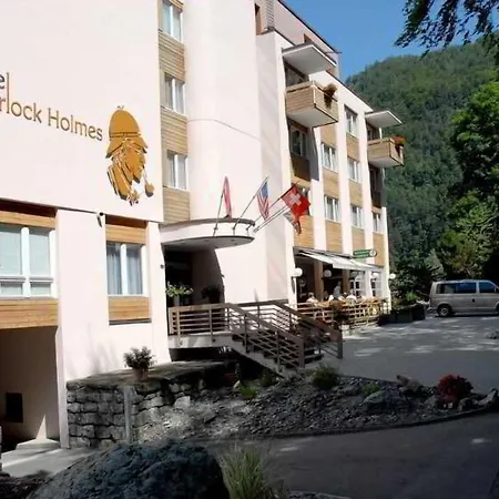 Hotel Sherlock Holmes & Khana Restaurant 